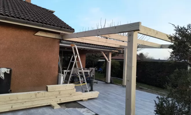 Rénovation d'une pergola sur mesure à Colombes, Voiron, T.P.M. Concept